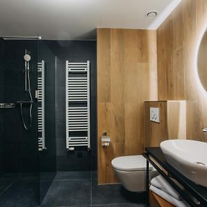 Deluxe  Main Building Room